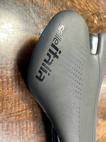 Tweedehands Sella Italia Selle Italia L1 SLR Carbon 145mm bike — afbeelding 2 van 9