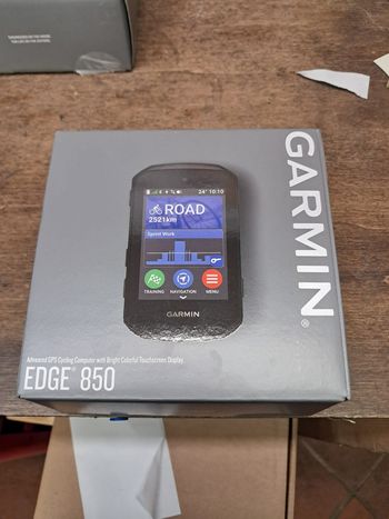 Used Garmin Edge 850 GPS Cycling Computer 2025 bike — image 3 of 3