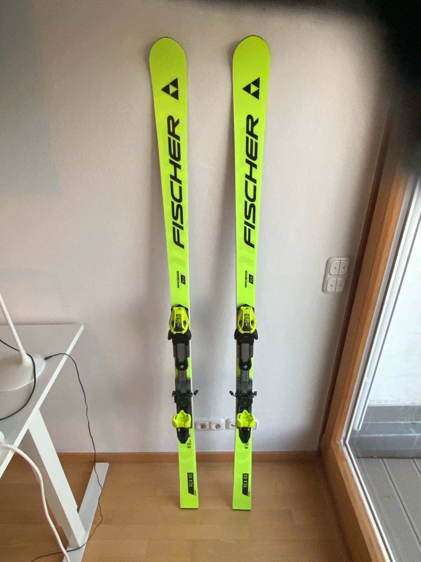 【中古】FISCHER(フィッシャー)AMC873 164cm/R14＋チロリア FISCHER(フィッシャー)AMC873 164cm/R14＋チロリア 【公式通販】