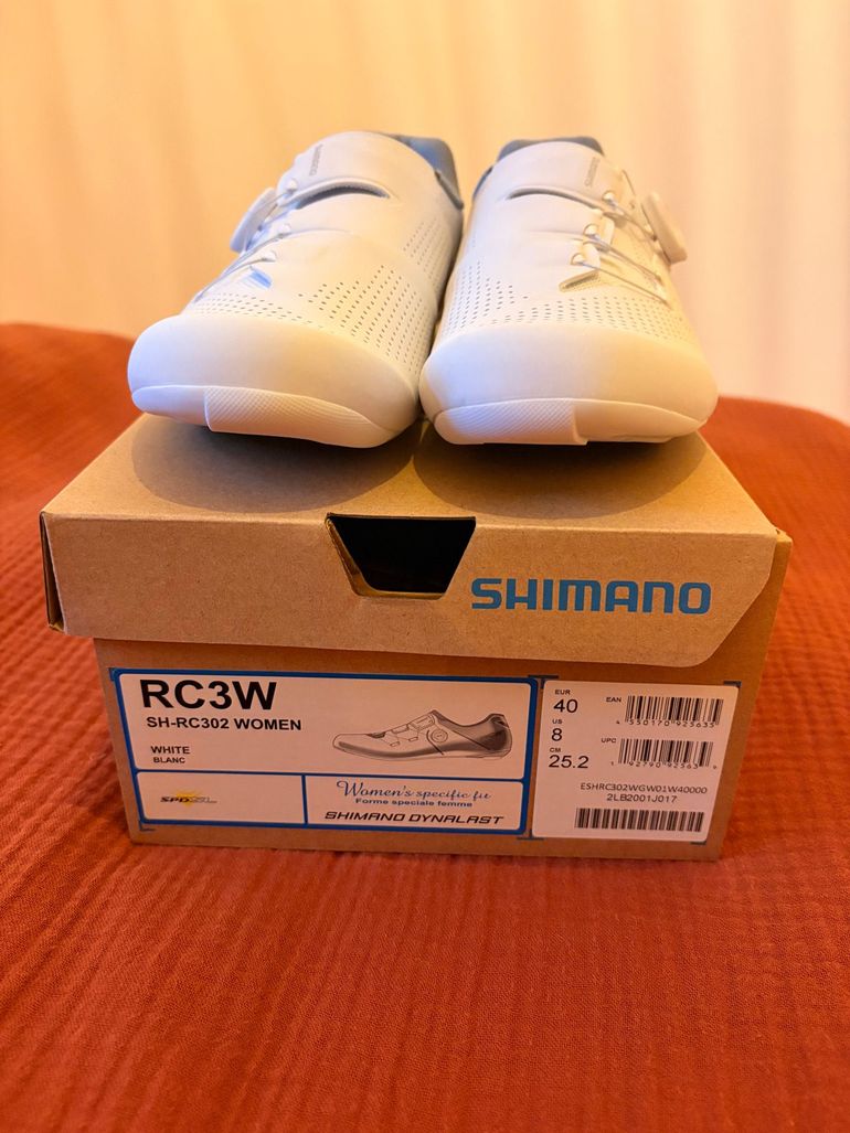 Chaussures Route Femme SHIMANO SH-RC302 – Système BOA, Semelle Nylon Renforcée – Pour Cyclisme Sur Route – Confort Et Performance