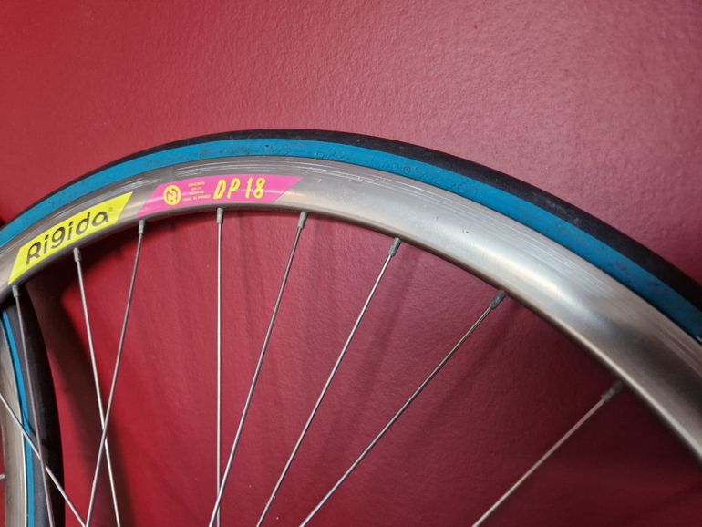 Paire De Roues Rigida DP 18 Pour Vélo De Course 28" - 9 Vitesses, Aluminium, Pneu, Frein Jante