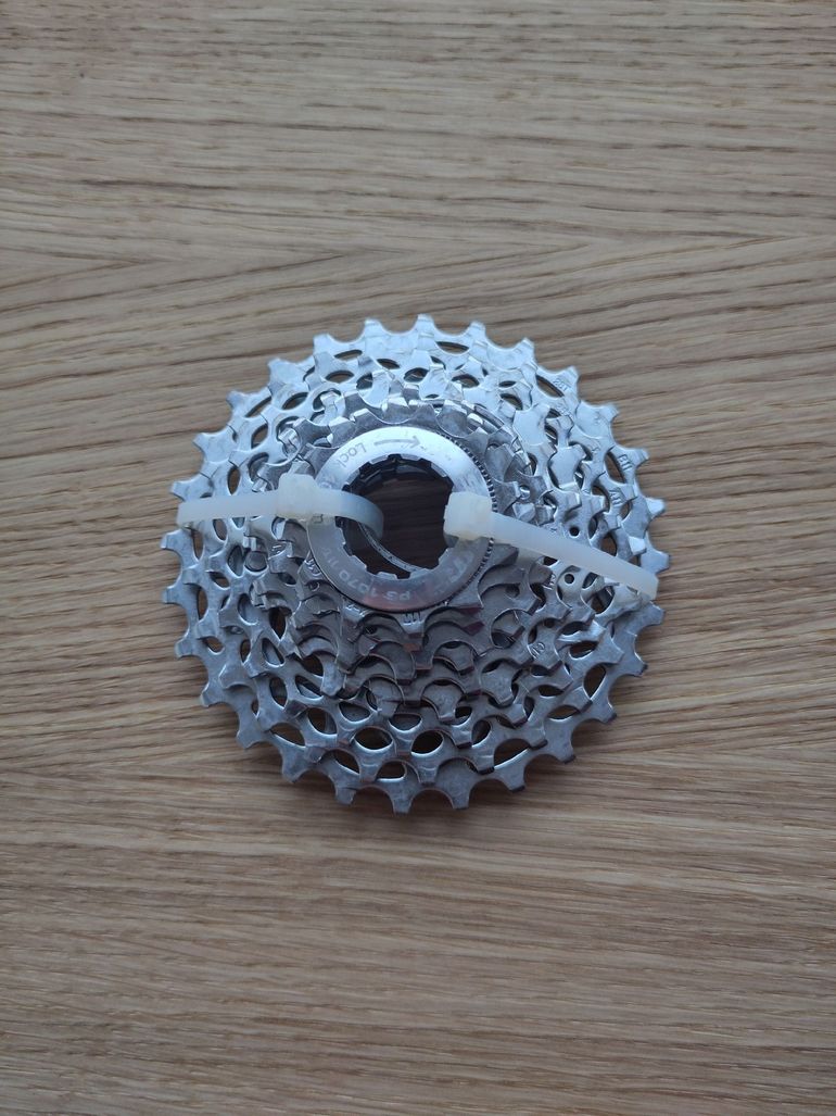 Used Sram PG-1070 bike — image 1 of 3
