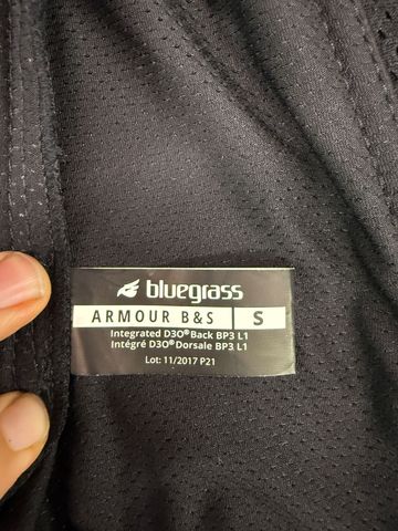 Tweedehands Bluegrass ARMOUR B&S D3O Body Armor 2024 bike — afbeelding 3 van 9