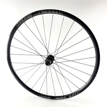 Used Oval Concepts Oval 324 Disc Laufradsatz TA 12x100/142mm Centerlock Shimano HG bike — image 6 of 9
