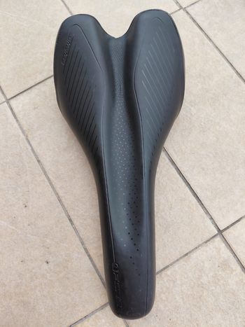 FORZA, Selle SMP Stratos Saddle