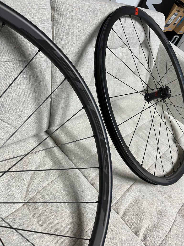 Used Fulcrum Speed 25 bike — image 3 of 6
