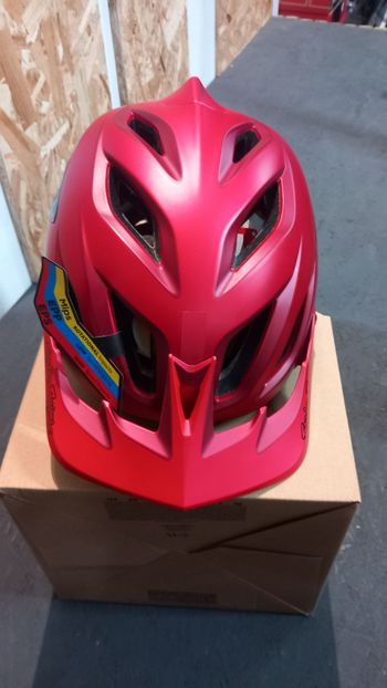 Troy Lee Designs, Flowline Helmet