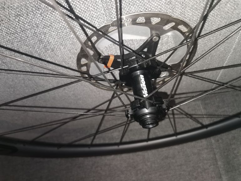 Used Pinarello Most Ultrafast 40 Disc Carbon Wheelset 2024 bike — image 3 of 4