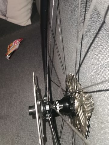 Używany Pinarello Most Ultrafast 40 Disc Carbon Wheelset 2024 bike — zdjęcie 2 z 4