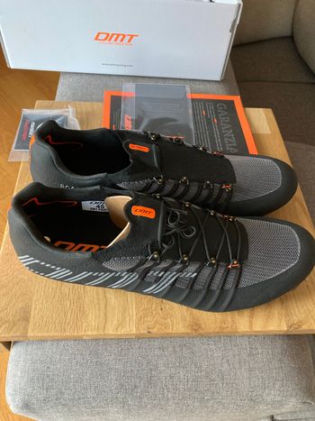Dmt, Scarpe Pogi