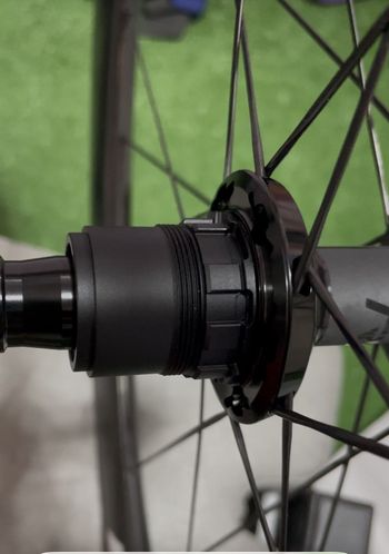 Used Bontrager Aeolus rsl 2025 bike — image 14 of 34