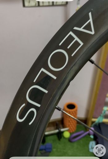 Used Bontrager Aeolus rsl 2025 bike — image 32 of 34