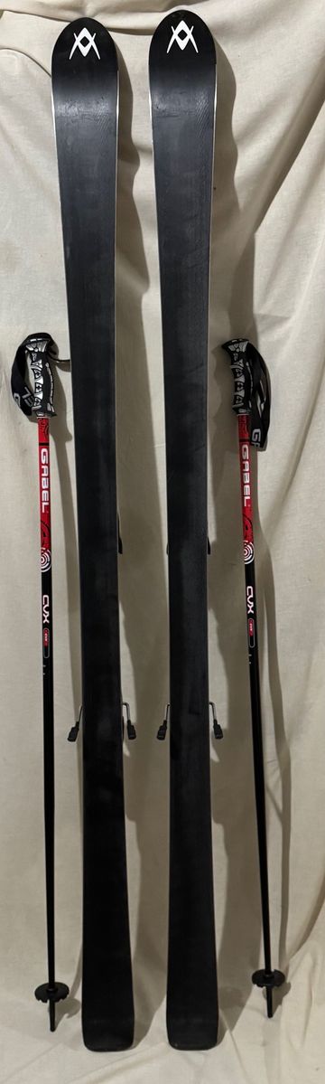 Volkl V11 Skis with Marker Bindings and Poles bike de segunda mano — imagen 2 de 3
