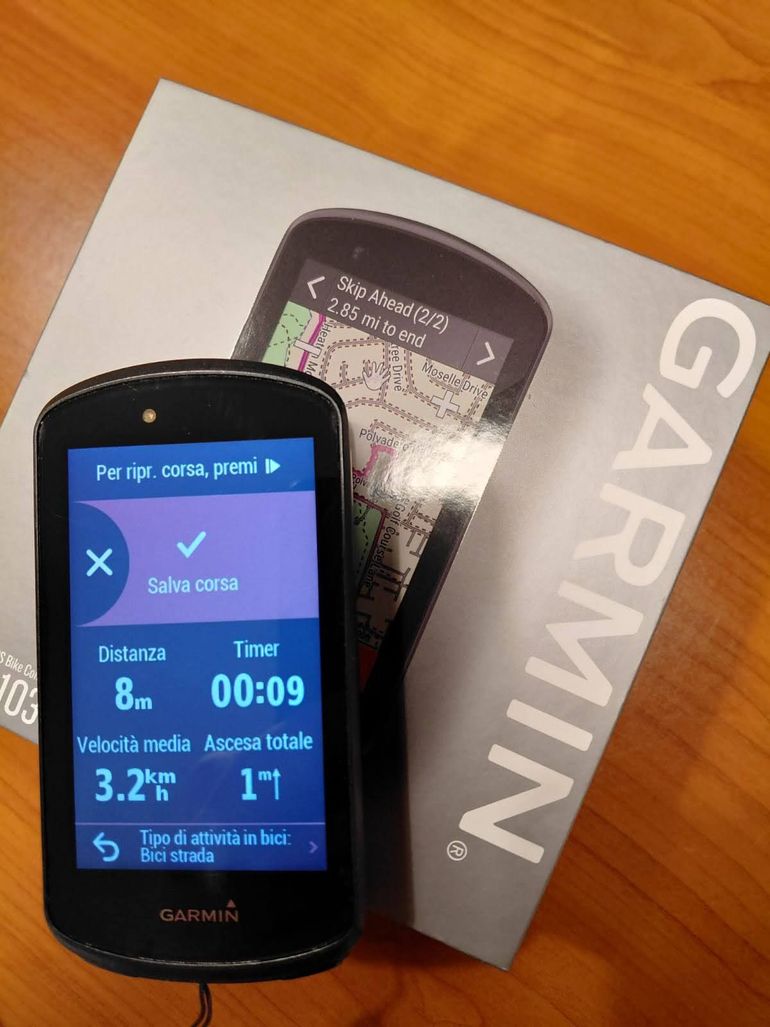 Used Garmin Edge 1030 GPS Cycling Computer 2023 bike — image 1 of 5