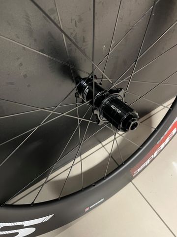 Używany Deda Elementi SL88 Tubular Disc Wheelset 2022 bike — zdjęcie 3 z 4