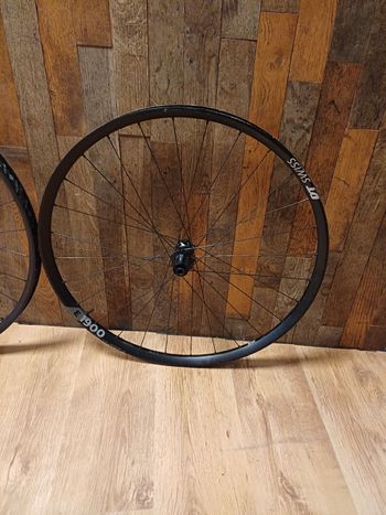 Used Dt Swiss E1900 2025 bike — image 3 of 3