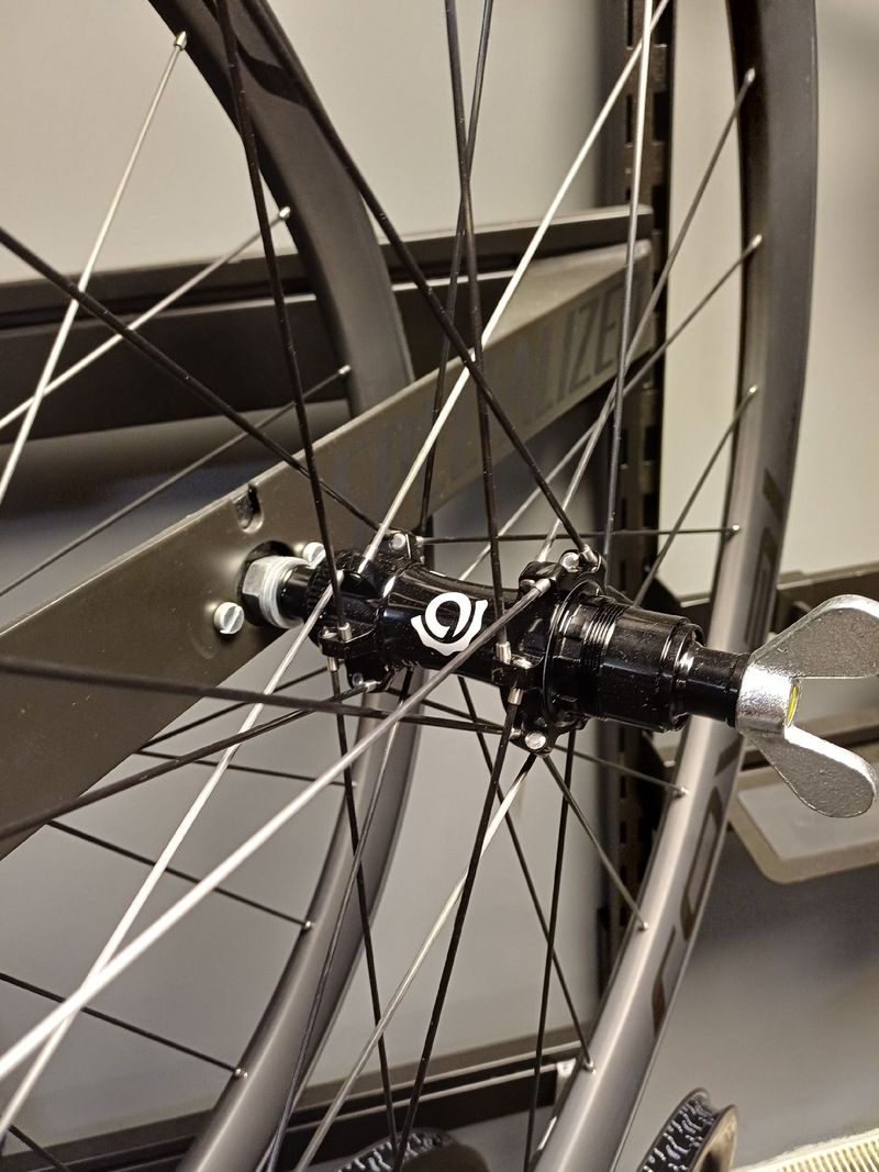 Used Roval control sl vi bike — image 2 of 2