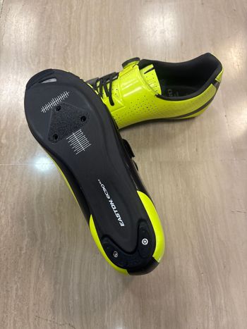 Used Giro ZAPATILLAS  FACTOR TECHLACE 2024 bike — image 2 of 2