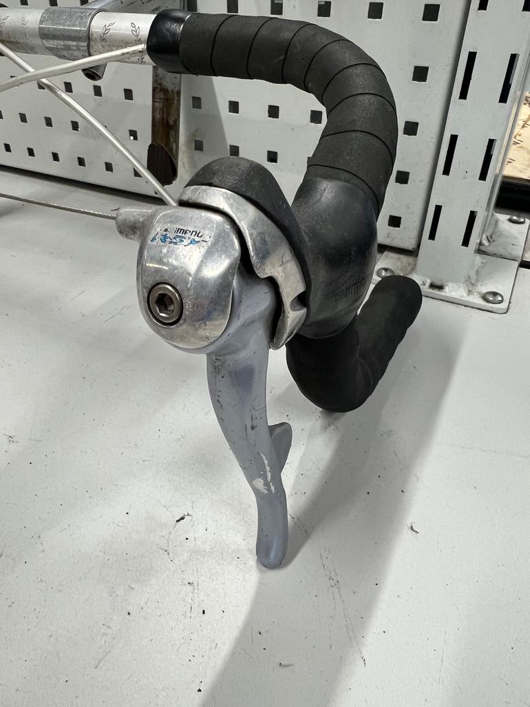 Used Shimano RSX RD-A410 bike — image 5 of 6