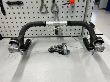 Used Shimano RSX RD-A410 bike — image 4 of 6
