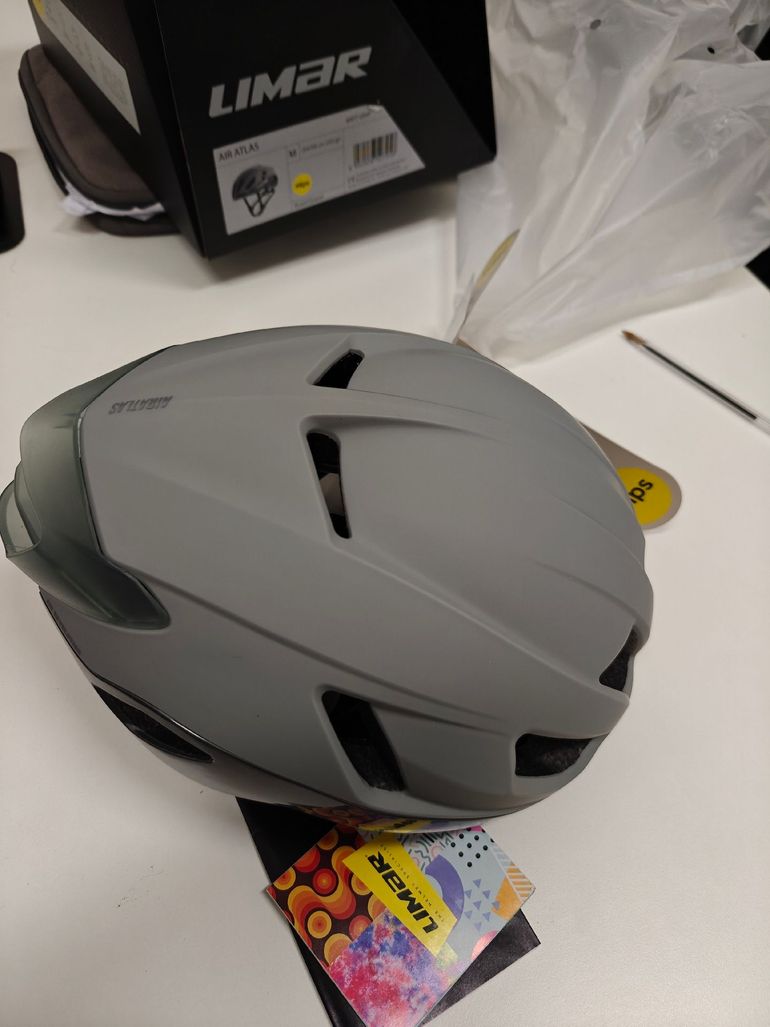 Used Limar air atlas Mips size M 2025 bike — image 3 of 6