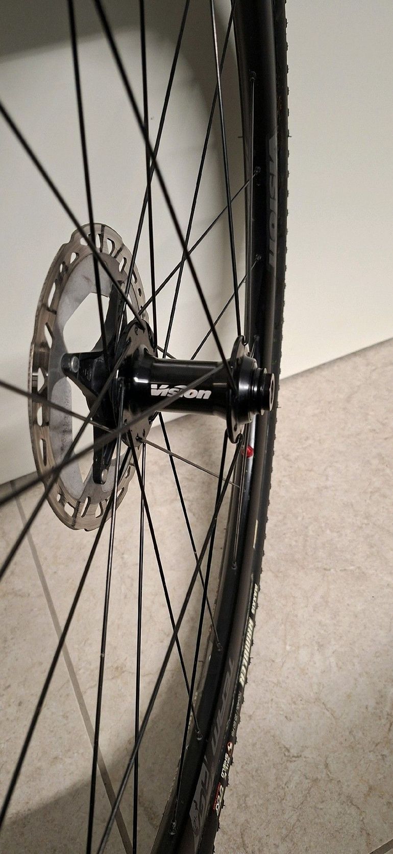 Used Vision team agx 2025 bike — image 4 of 8