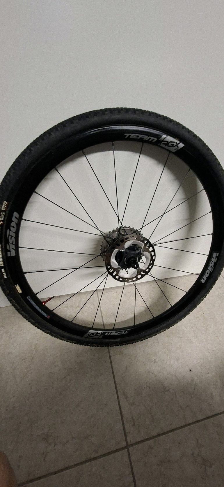 Used Vision team agx 2025 bike — image 7 of 8