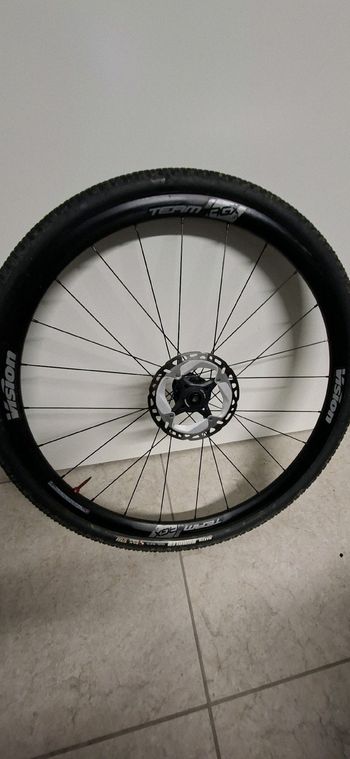 Used Vision team agx 2025 bike — image 5 of 8