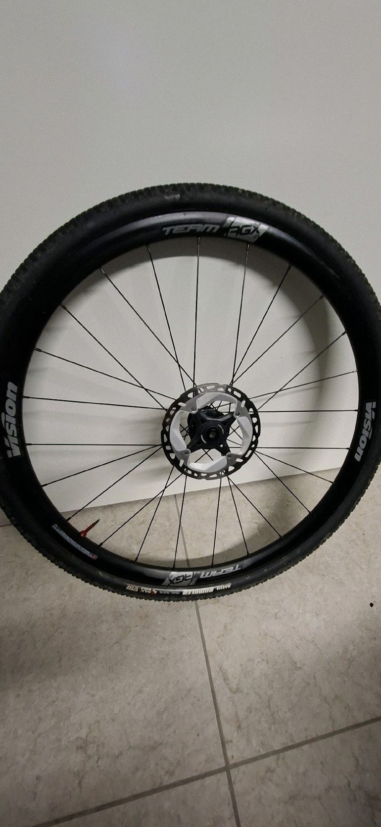 Used Vision team agx 2025 bike — image 5 of 8