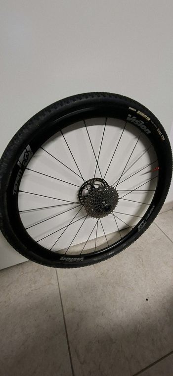Used Vision team agx 2025 bike — image 6 of 8
