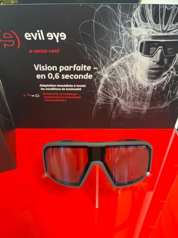 Brugt Evil Eye e-sense next. Verres photovoltaïques ! 2025 Cycling Accessories