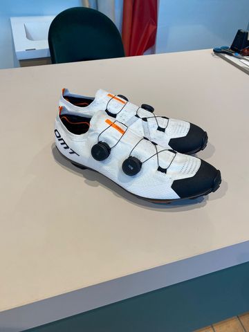 Brugt Dmt KM0 LUMI 2025 Cycling Shoes
