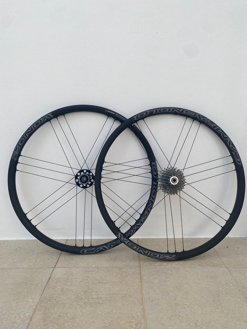 Käytetty Campagnolo Zonda Wheelset Wheels