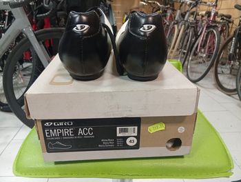 Giro, EMPIRE ACC