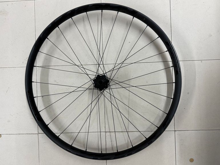 Used Race Face Turbine R 2024 bike — image 3 of 6