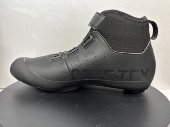 Used Fizik Tempo Artica GTX Nera Fizik Tempo Artica GTX Nera 2025 bike — image 4 of 5