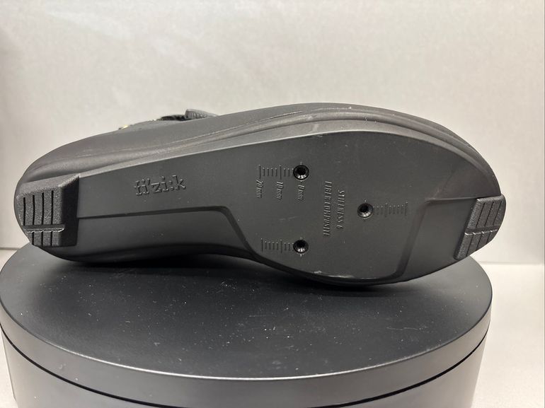 Used Fizik Tempo Artica GTX Nera Fizik Tempo Artica GTX Nera 2025 bike — image 2 of 5