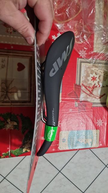 Selle Smp well 2025 Saddles & Seatposts d'occasion