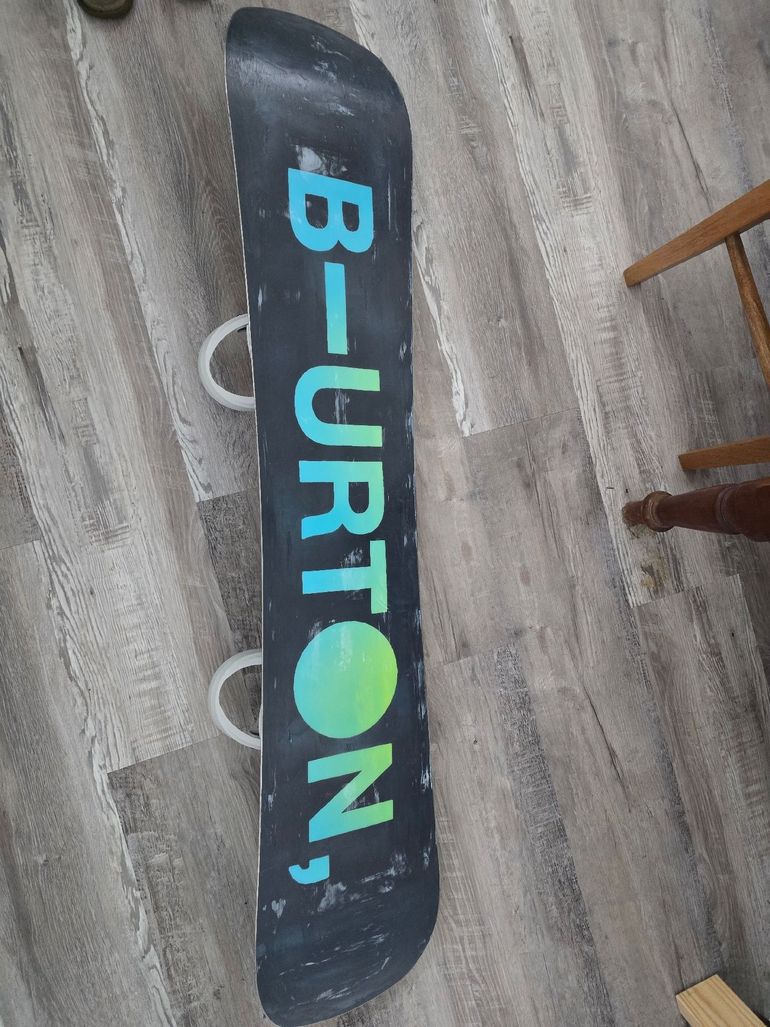 Used Burton Instigator 160w Flat Top 2023 bike — image 3 of 9