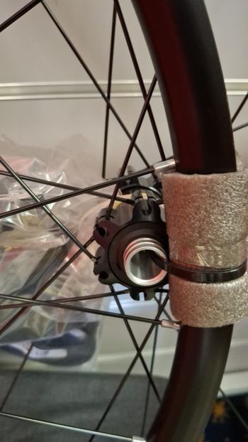 Used Mavic Crossride 29" 7/11v 6 fori center lock bike — image 3 of 3