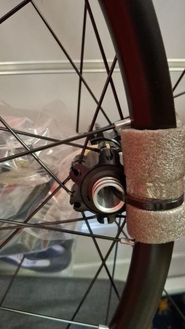 Used Mavic Crossride 29" 7/11v 6 fori center lock bike — image 3 of 3