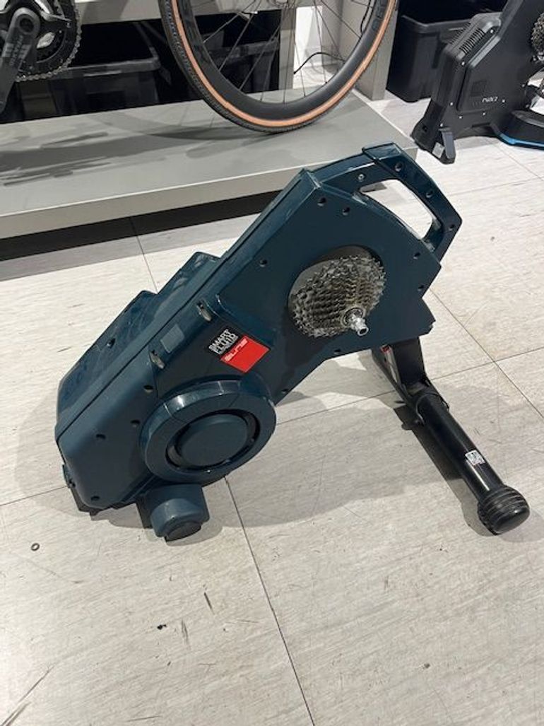 Used Elite Turno Smart Trainer 2018 bike — image 6 of 6