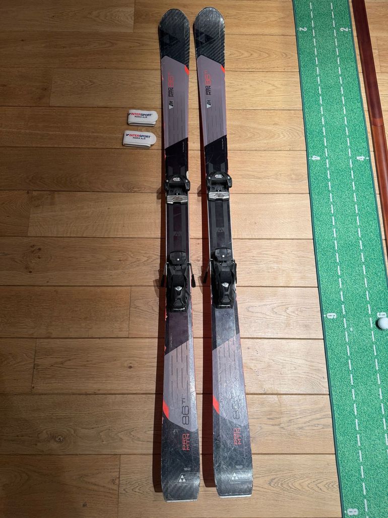 Used Fischer all-mountain ski 182cm 2019 bike — image 1 of 8