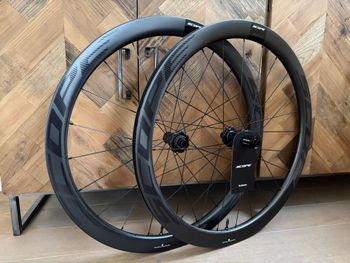 Scope, NEW!  R4 Disc Carbon Wheels/28 Shimano Frehub 10/11/12 Speed