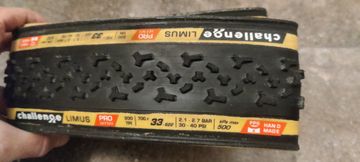 Used Challenge Limus 28" Cyclocross Tire 2025 bike — image 2 of 2