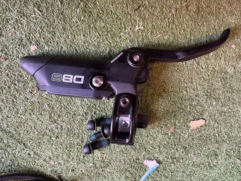 Used Sram DB8 Av/Ar neufs 2025 bike — image 4 of 5