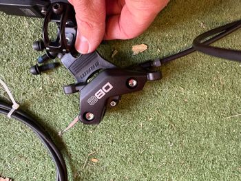 Used Sram DB8 Av/Ar neufs 2025 bike — image 3 of 5
