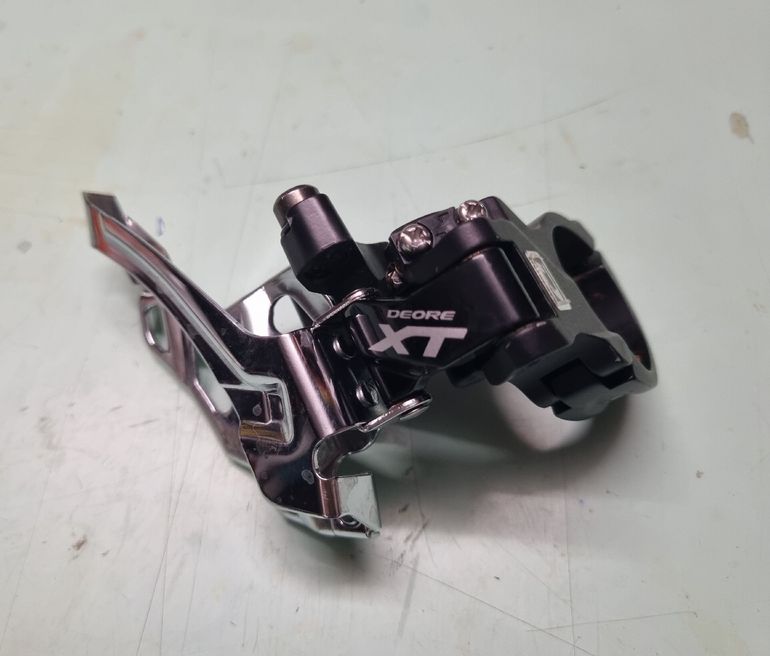 Used Shimano Deragliatore anteriore  XT FC-M786Deragliatore anteriore  XT FC-M786, per doppia o per tripla, 34.9mm 2018 bike — image 3 of 5