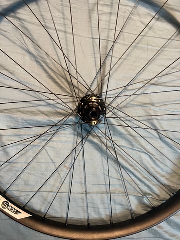 Käytetty Ibis S35 AL 29 Laufradsatz Goldix 350 Naben 2025 bike — kuva 6 / 8