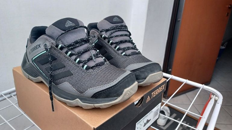 Used Adidas Scarpe  Trekking 37.5 bike — image 2 of 5